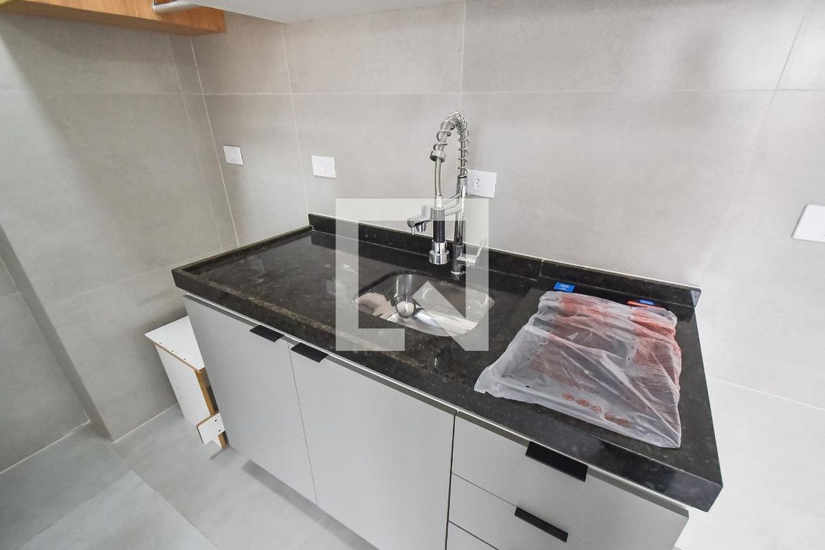 Apartamento, 1 quarto, 28 m² - Foto 11