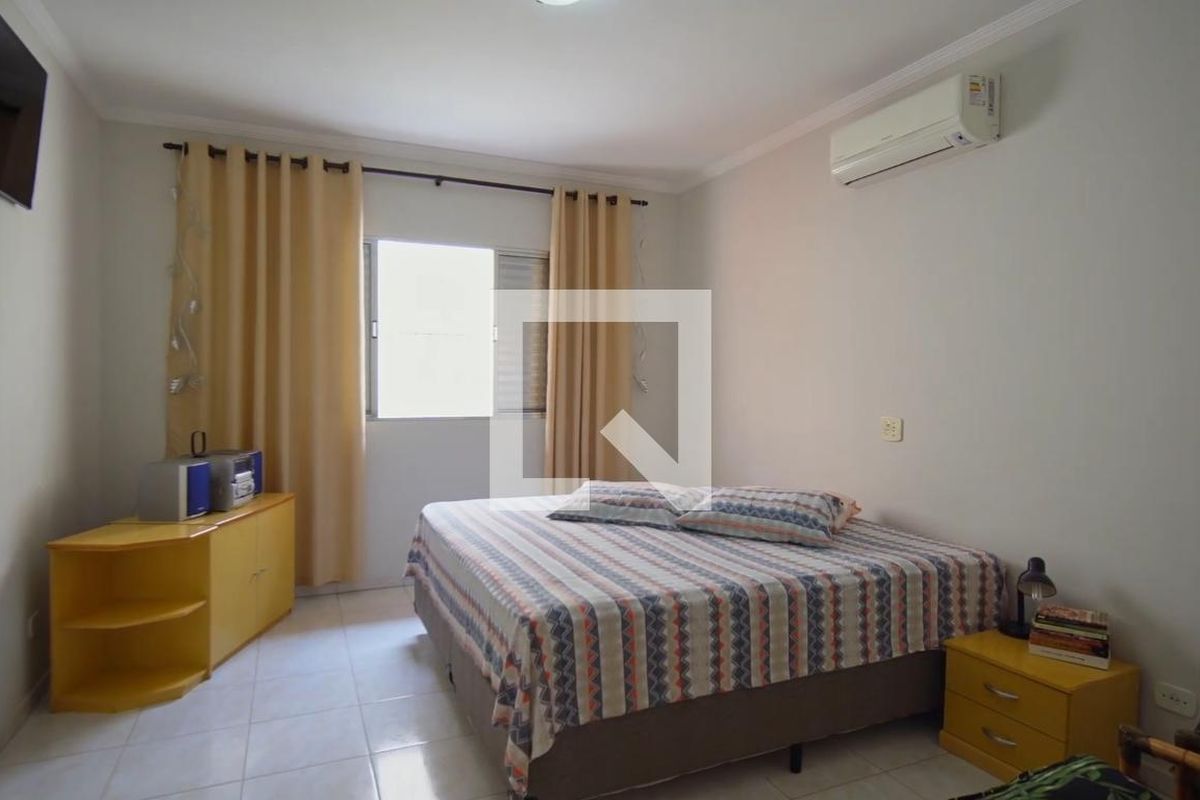 Casa, 3 quartos, 248 m² - Foto 11