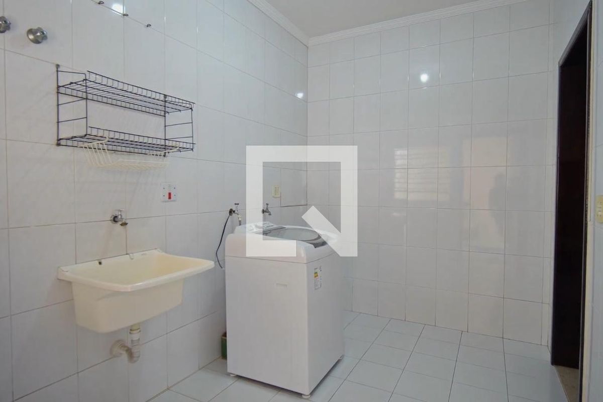 Casa, 3 quartos, 248 m² - Foto 21