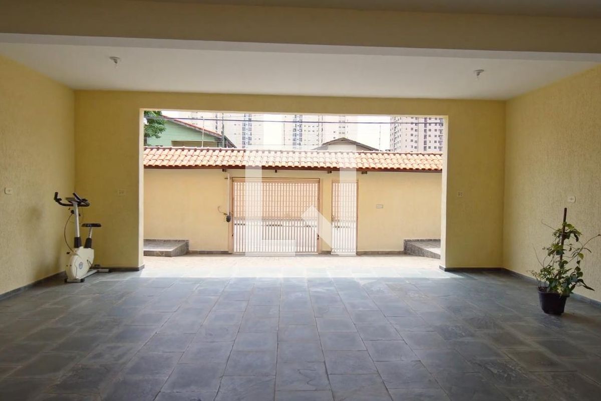 Casa, 3 quartos, 248 m² - Foto 28