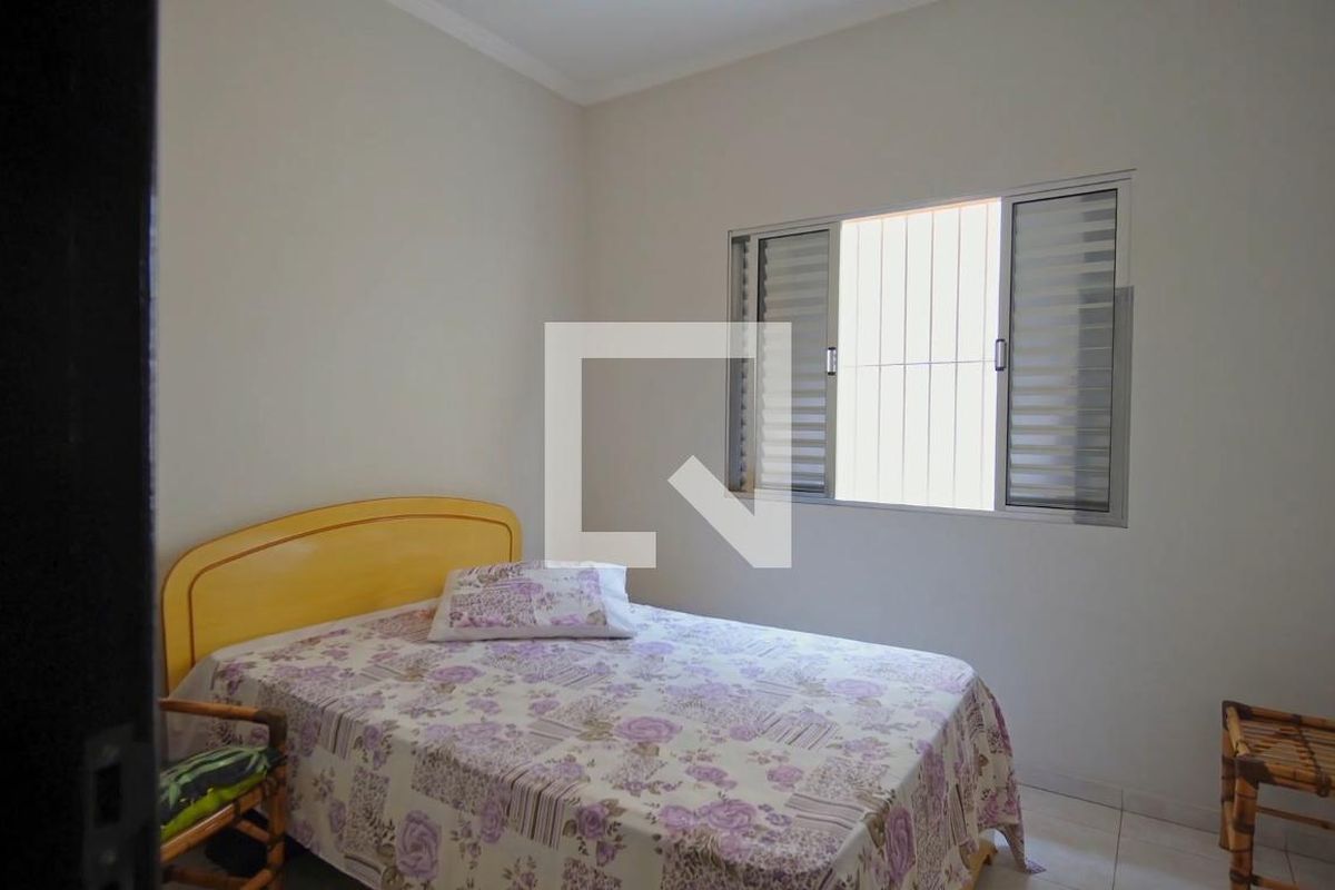 Casa, 3 quartos, 248 m² - Foto 13