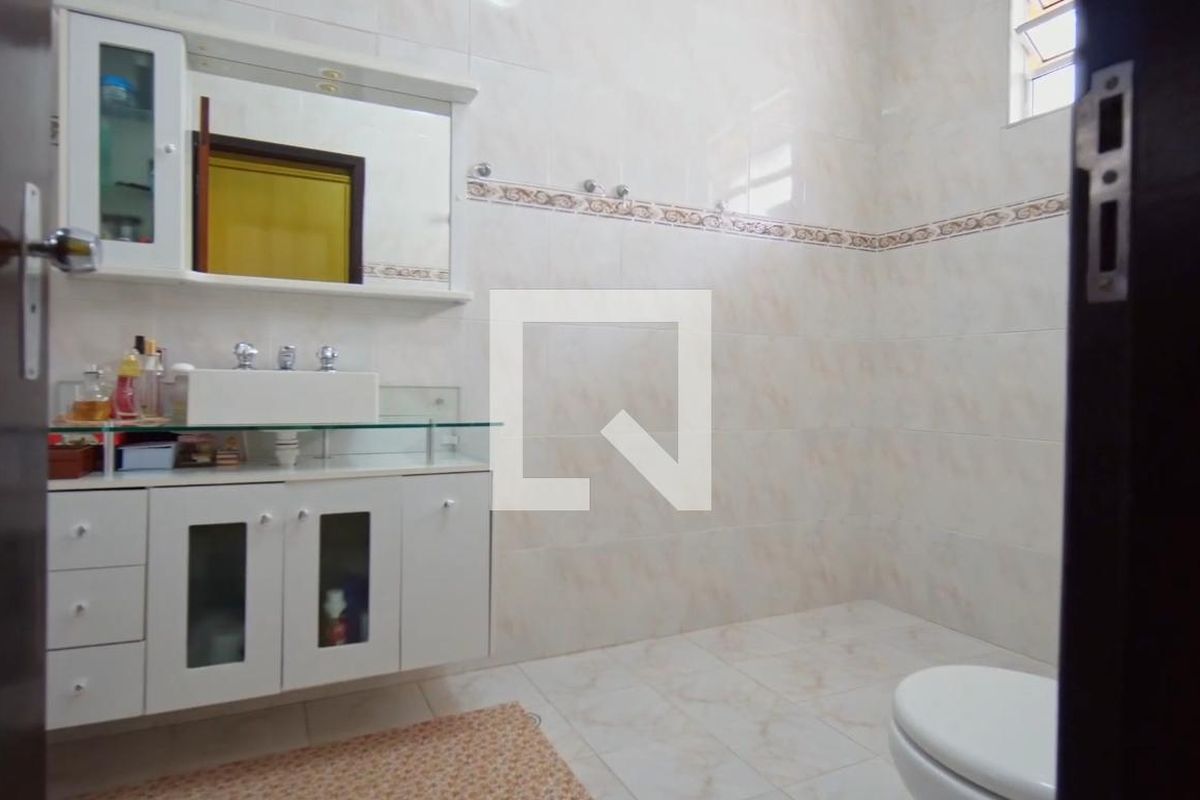 Casa, 3 quartos, 248 m² - Foto 16