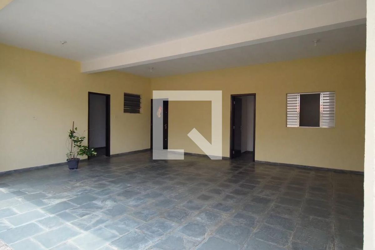 Casa, 3 quartos, 248 m² - Foto 27