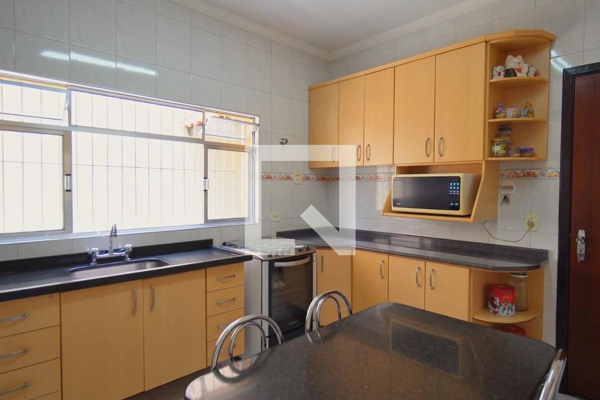 Casa, 3 quartos, 248 m² - Foto 17