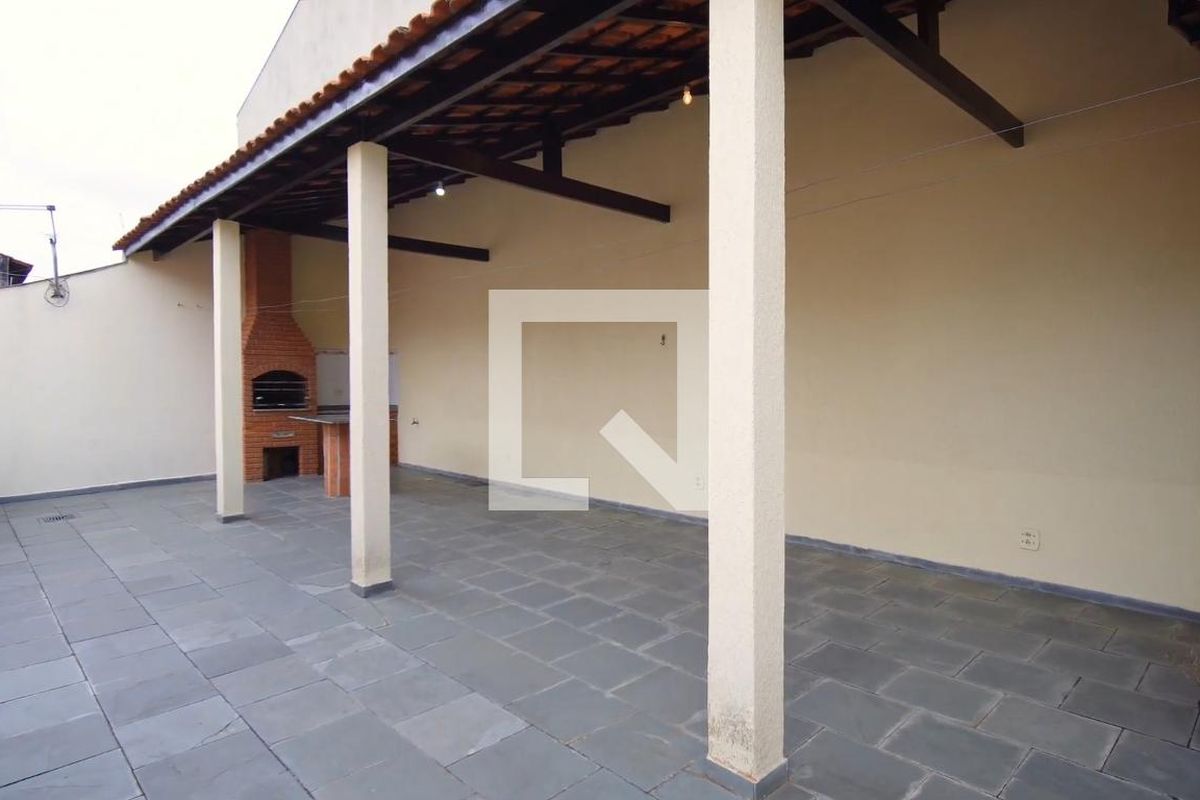 Casa, 3 quartos, 248 m² - Foto 23