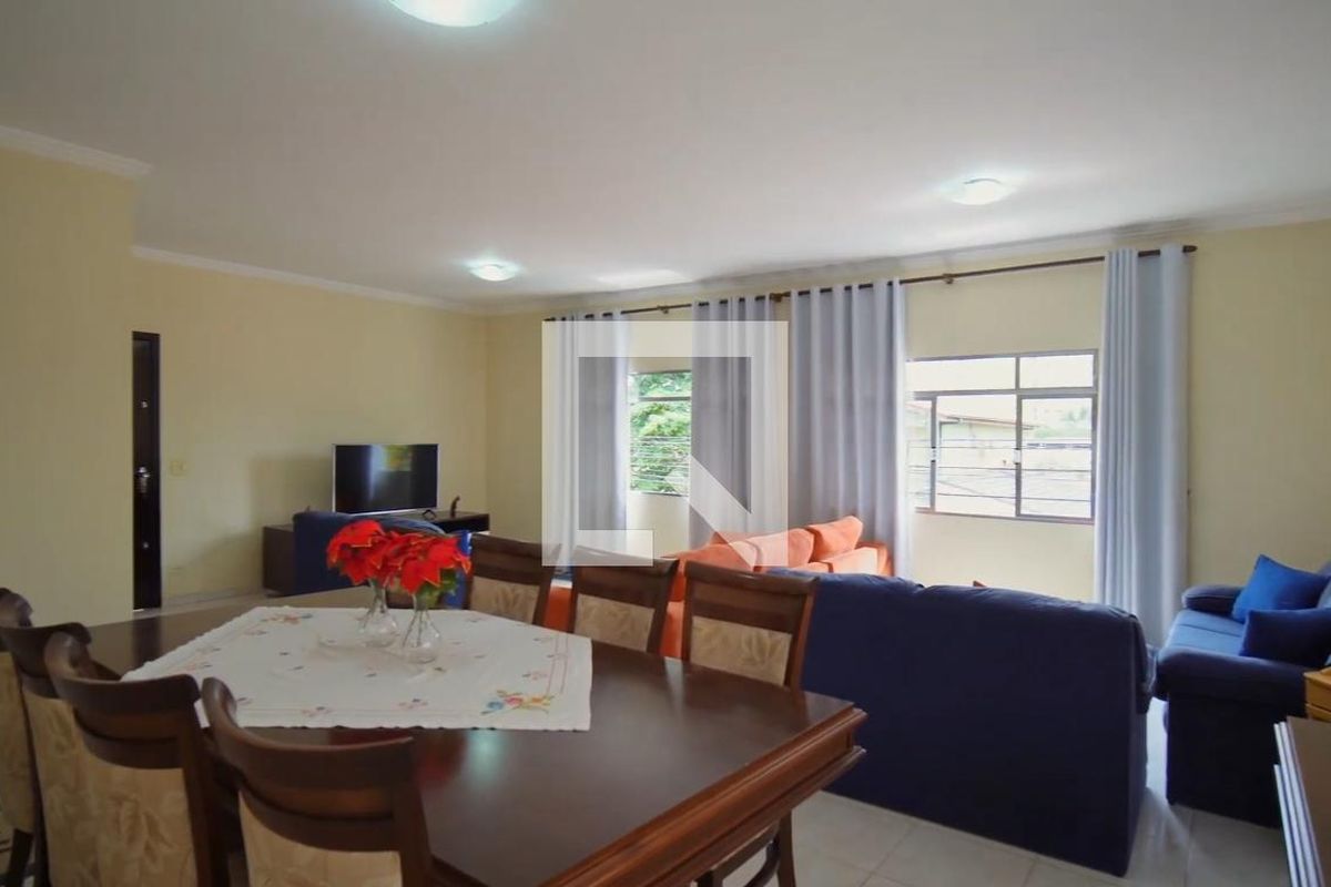 Casa, 3 quartos, 248 m² - Foto 6