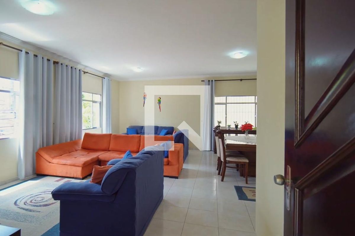 Casa, 3 quartos, 248 m² - Foto 3