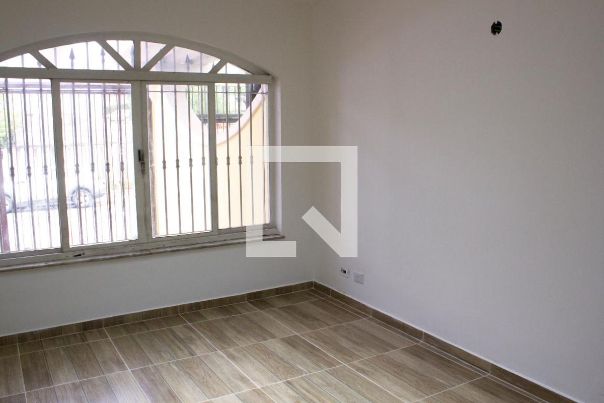 Casa, 3 quartos, 143 m² - Foto 1