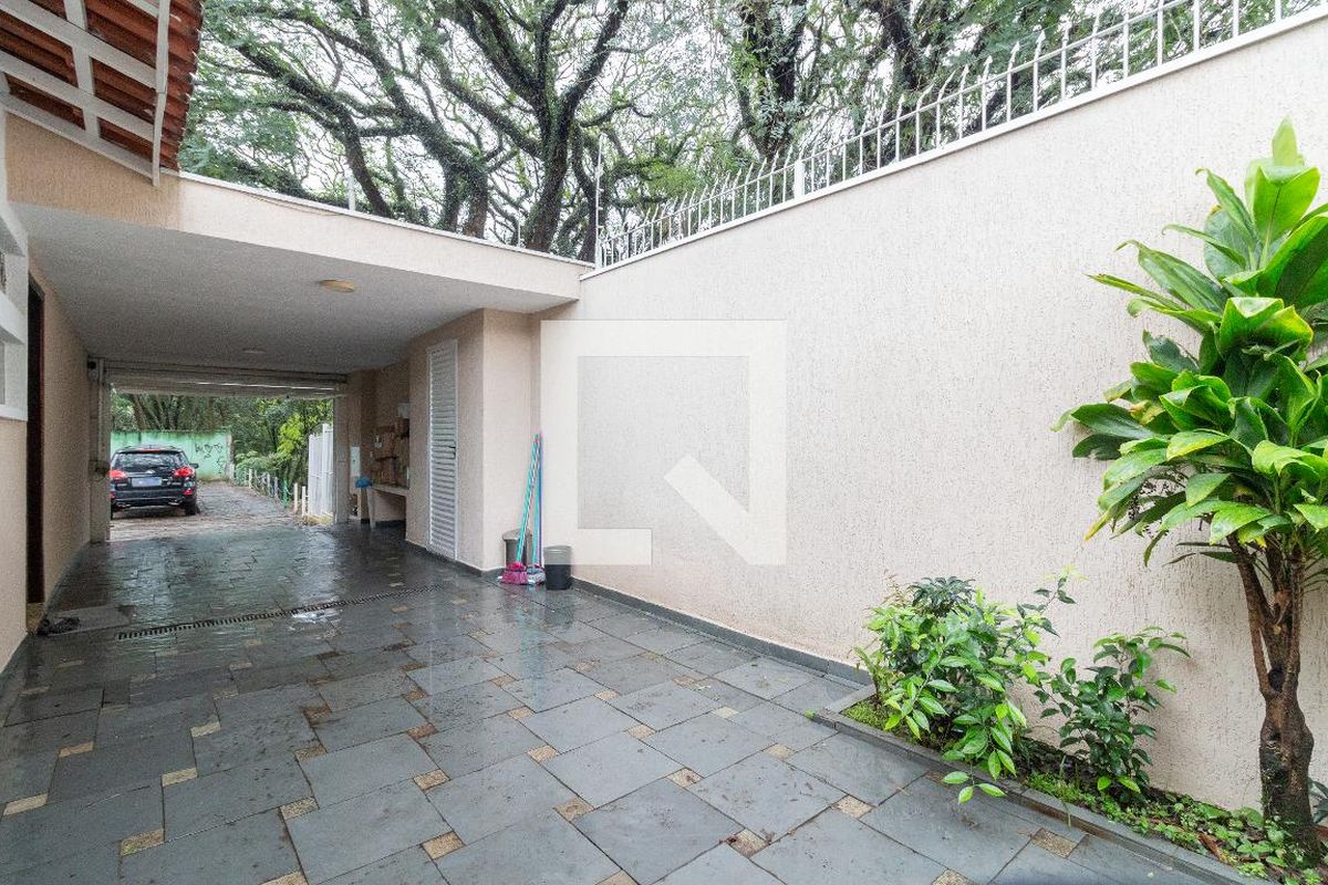 Casa, 3 quartos, 278 m² - Foto 38