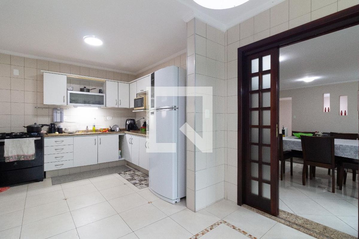 Casa, 3 quartos, 278 m² - Foto 25