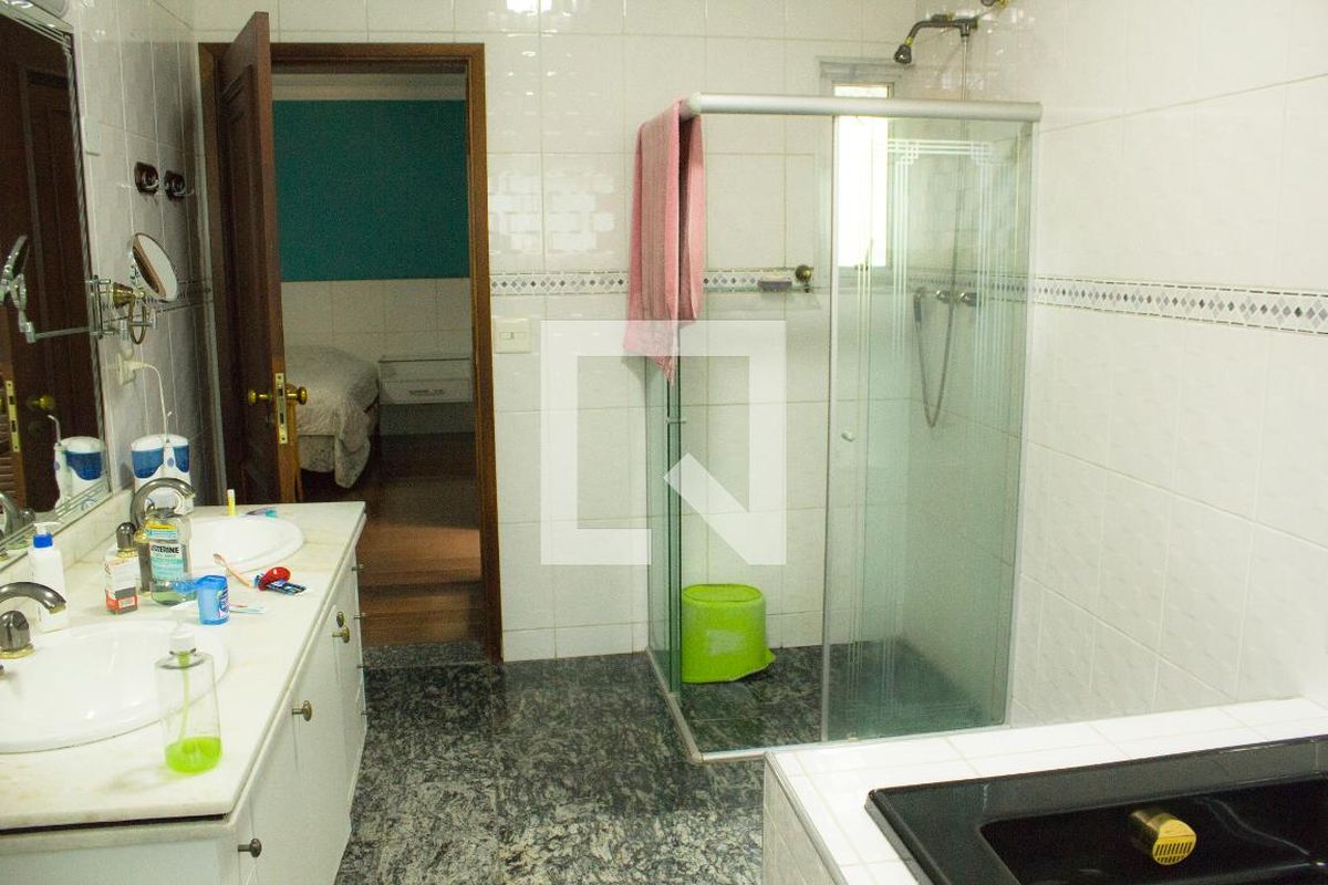 Casa, 5 quartos, 345 m² - Foto 32