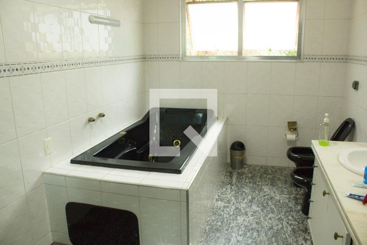Casa, 5 quartos, 345 m² - Foto 31