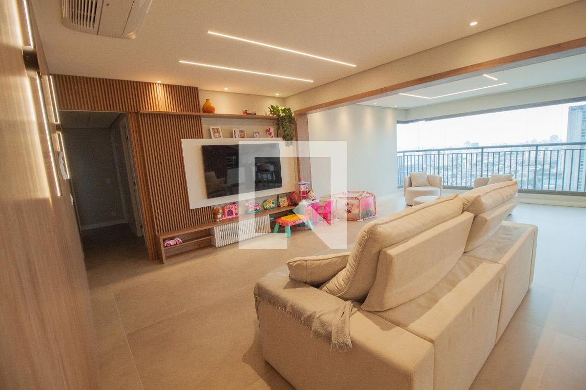 Apartamento, 3 quartos, 159 m² - Foto 2