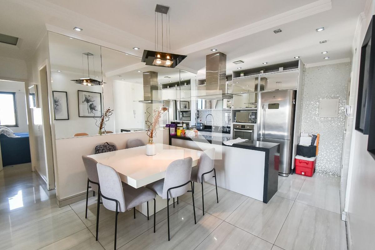 Apartamento, 3 quartos, 70 m² - Foto 2