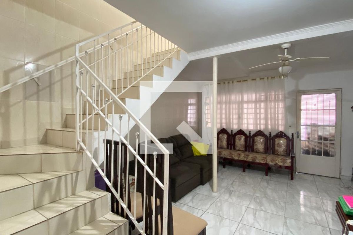 Casa, 3 quartos, 164 m² - Foto 1