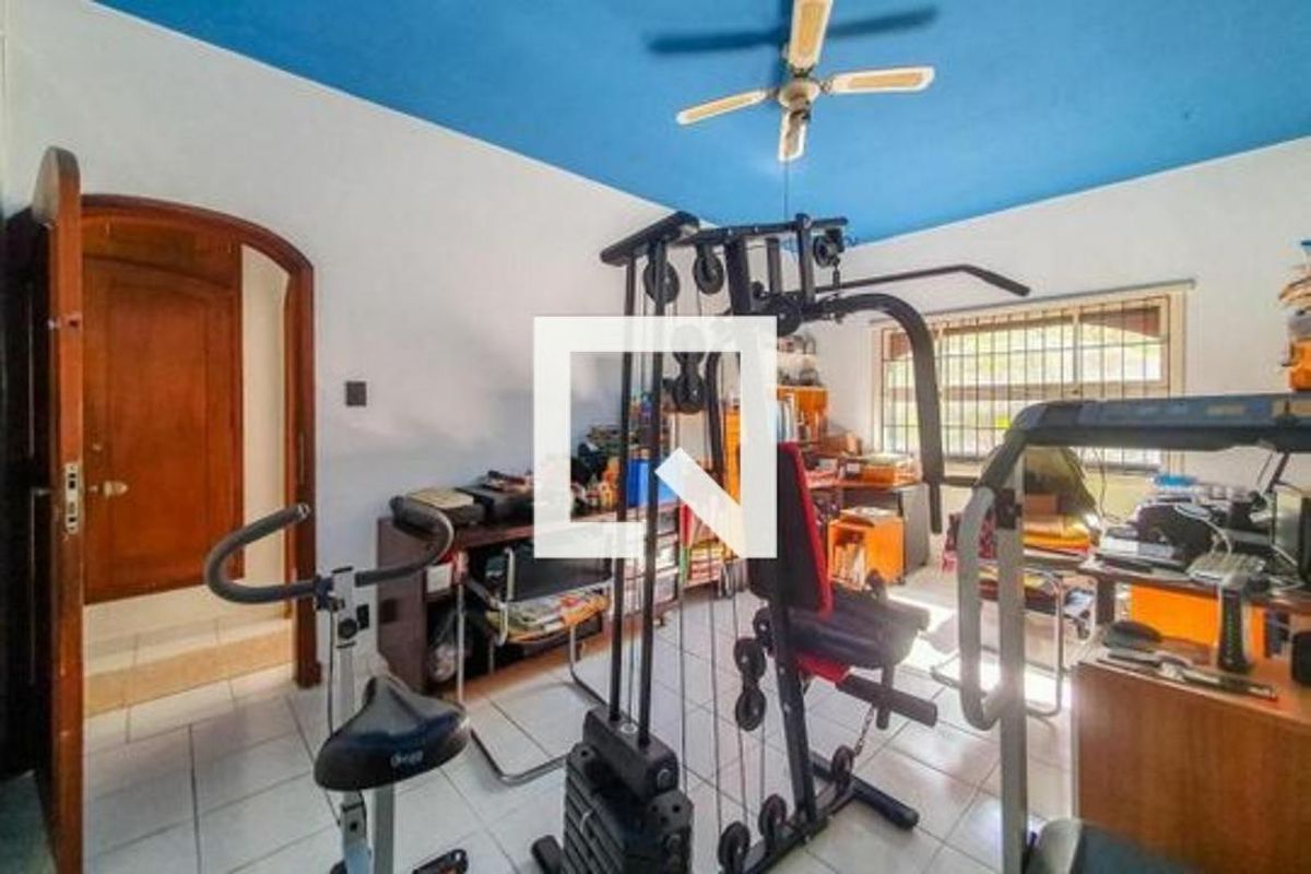 Casa, 3 quartos, 250 m² - Foto 38