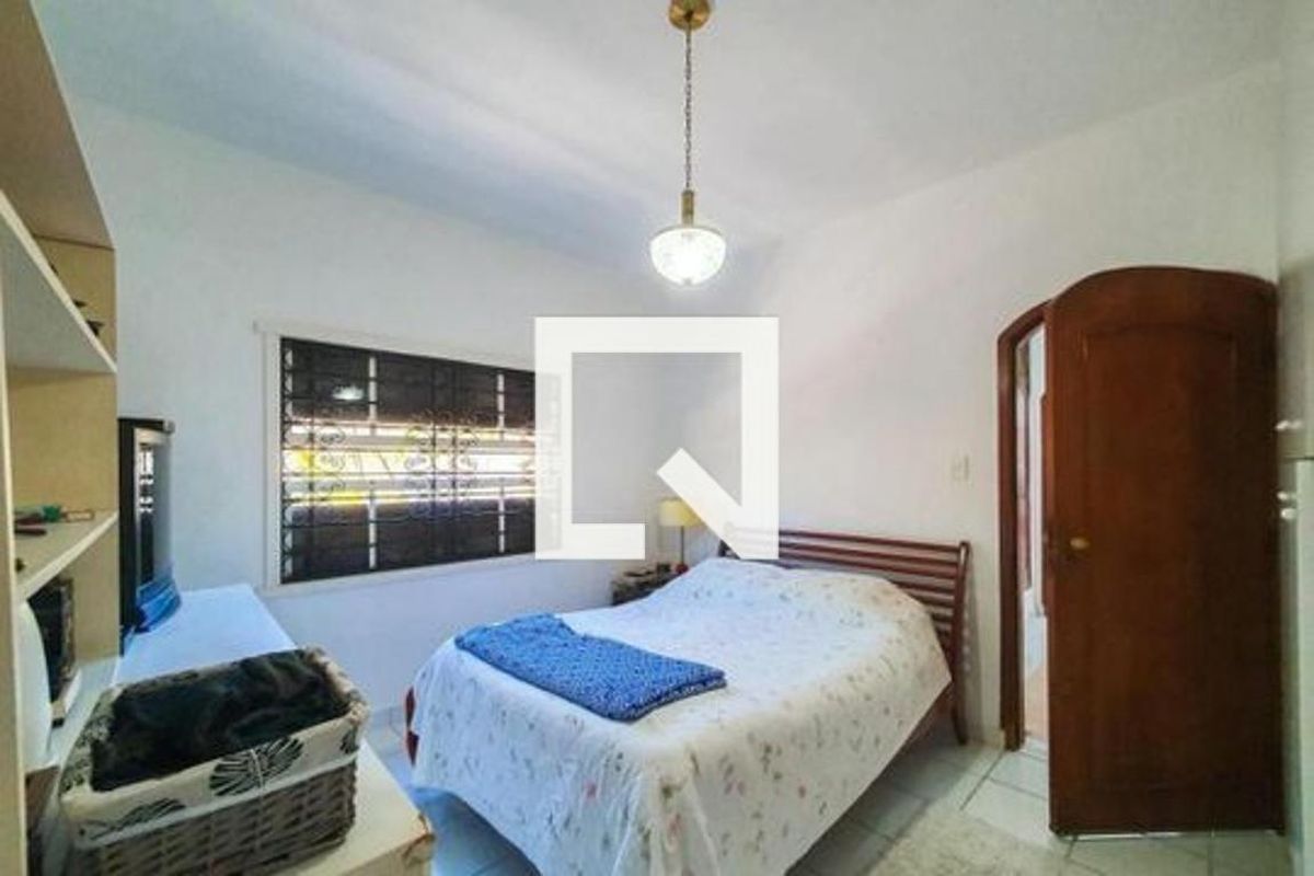 Casa, 3 quartos, 250 m² - Foto 18