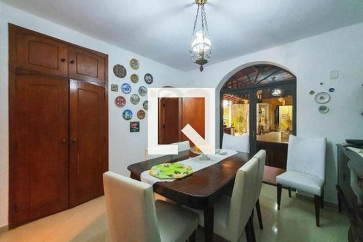 Casa, 3 quartos, 250 m² - Foto 17