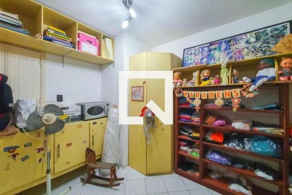 Casa, 3 quartos, 250 m² - Foto 33