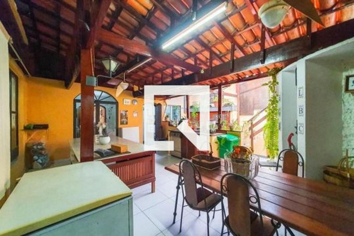 Casa, 3 quartos, 250 m² - Foto 81