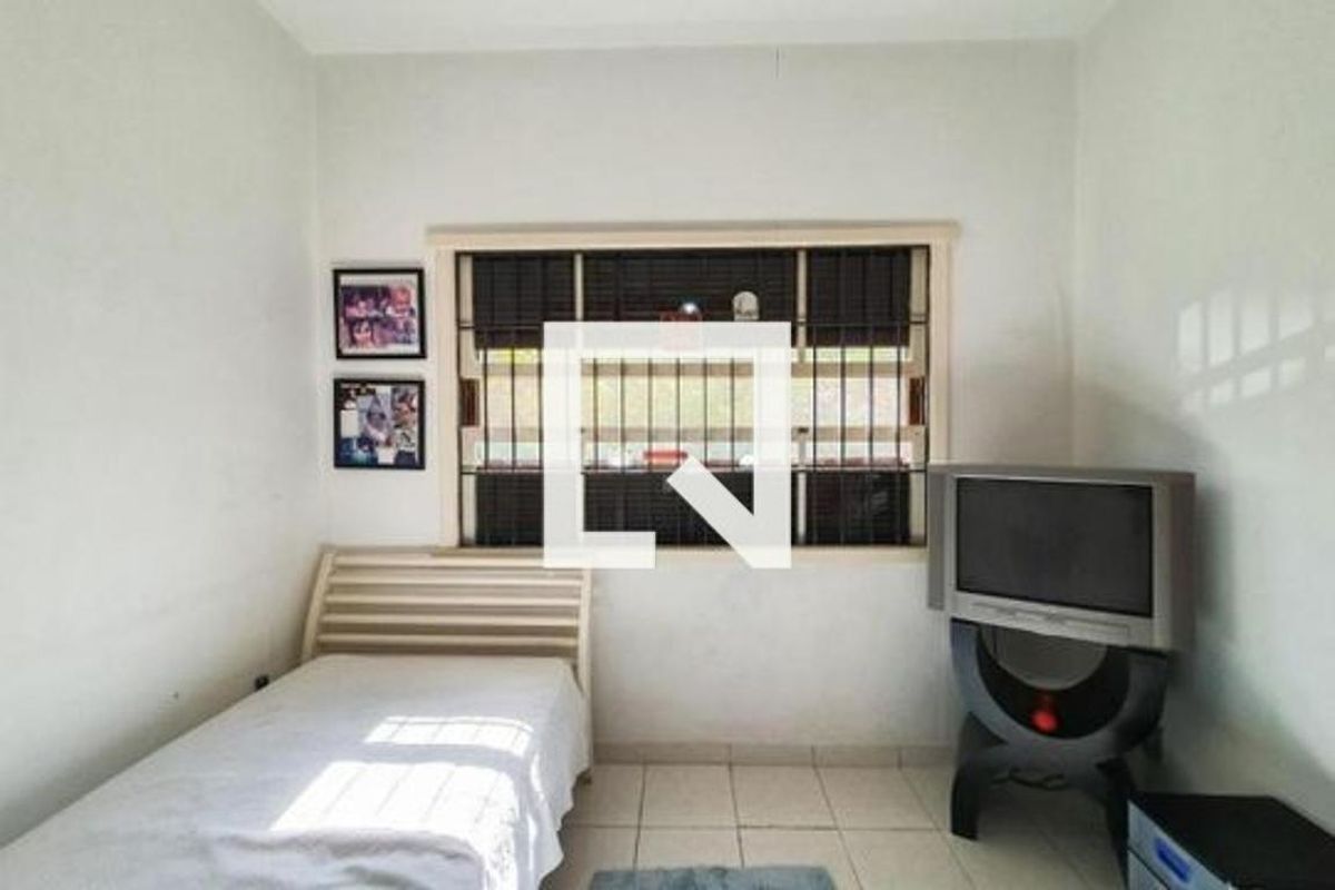 Casa, 3 quartos, 250 m² - Foto 29