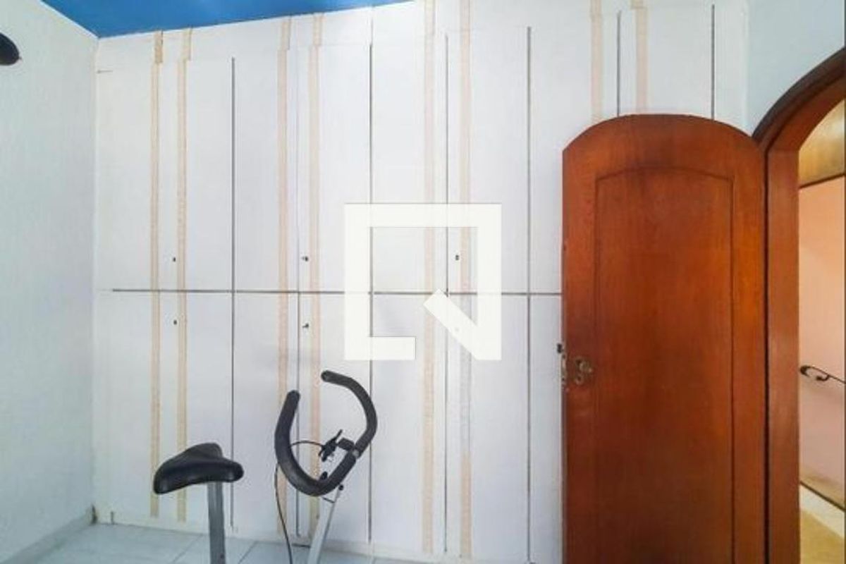 Casa, 3 quartos, 250 m² - Foto 40