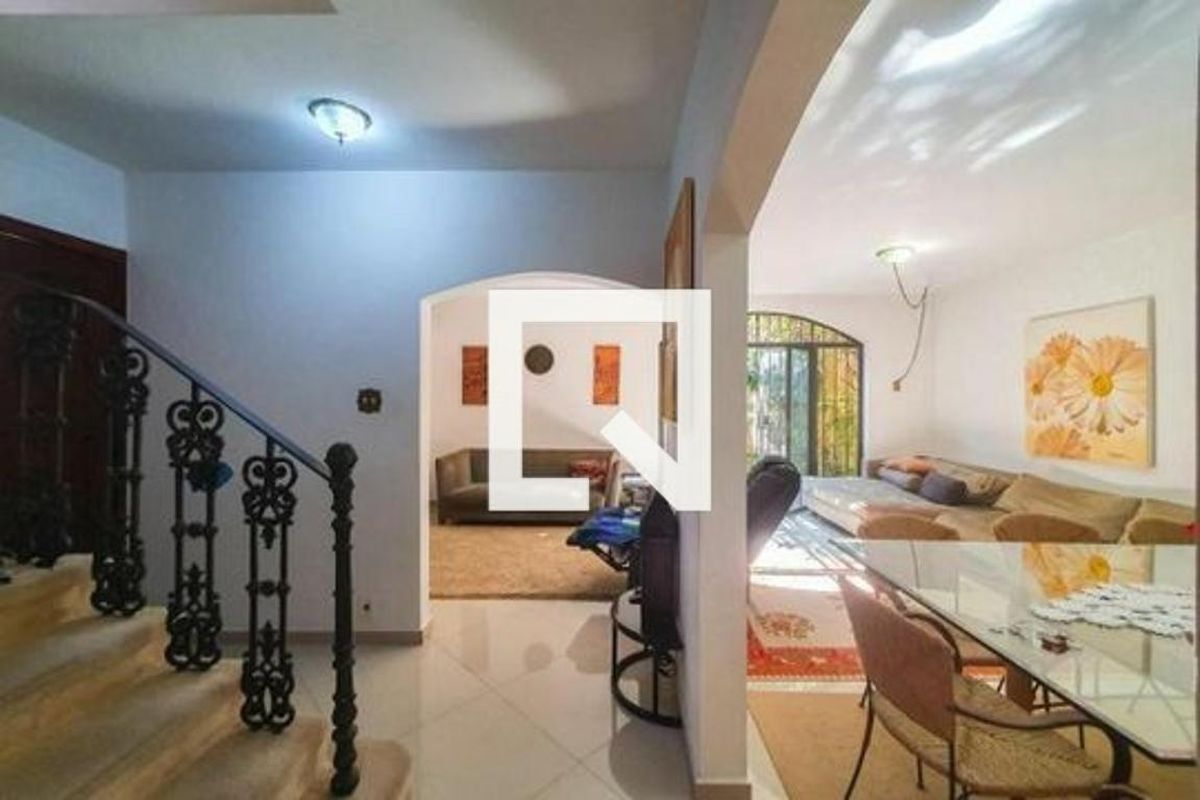 Casa, 3 quartos, 250 m² - Foto 11