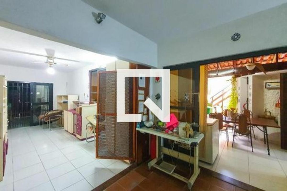 Casa, 3 quartos, 250 m² - Foto 97