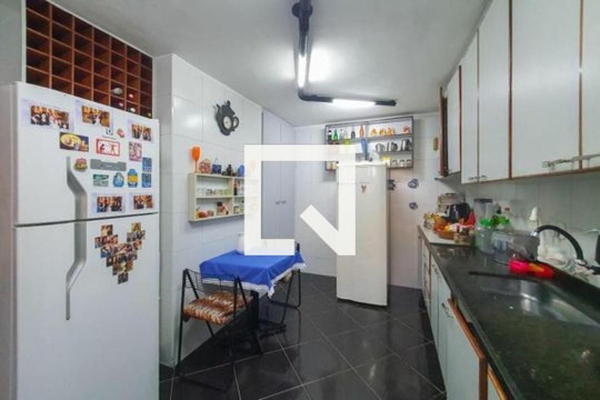 Casa, 3 quartos, 250 m² - Foto 67