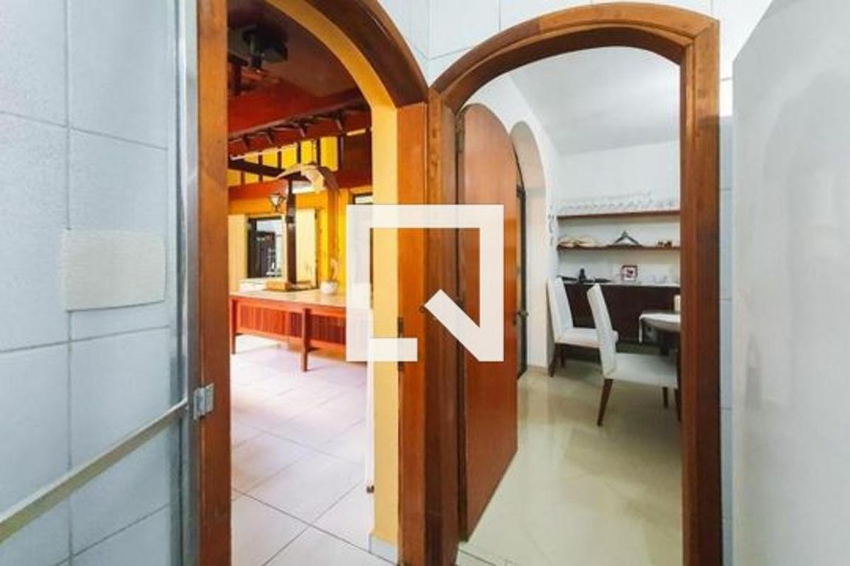 Casa, 3 quartos, 250 m² - Foto 82