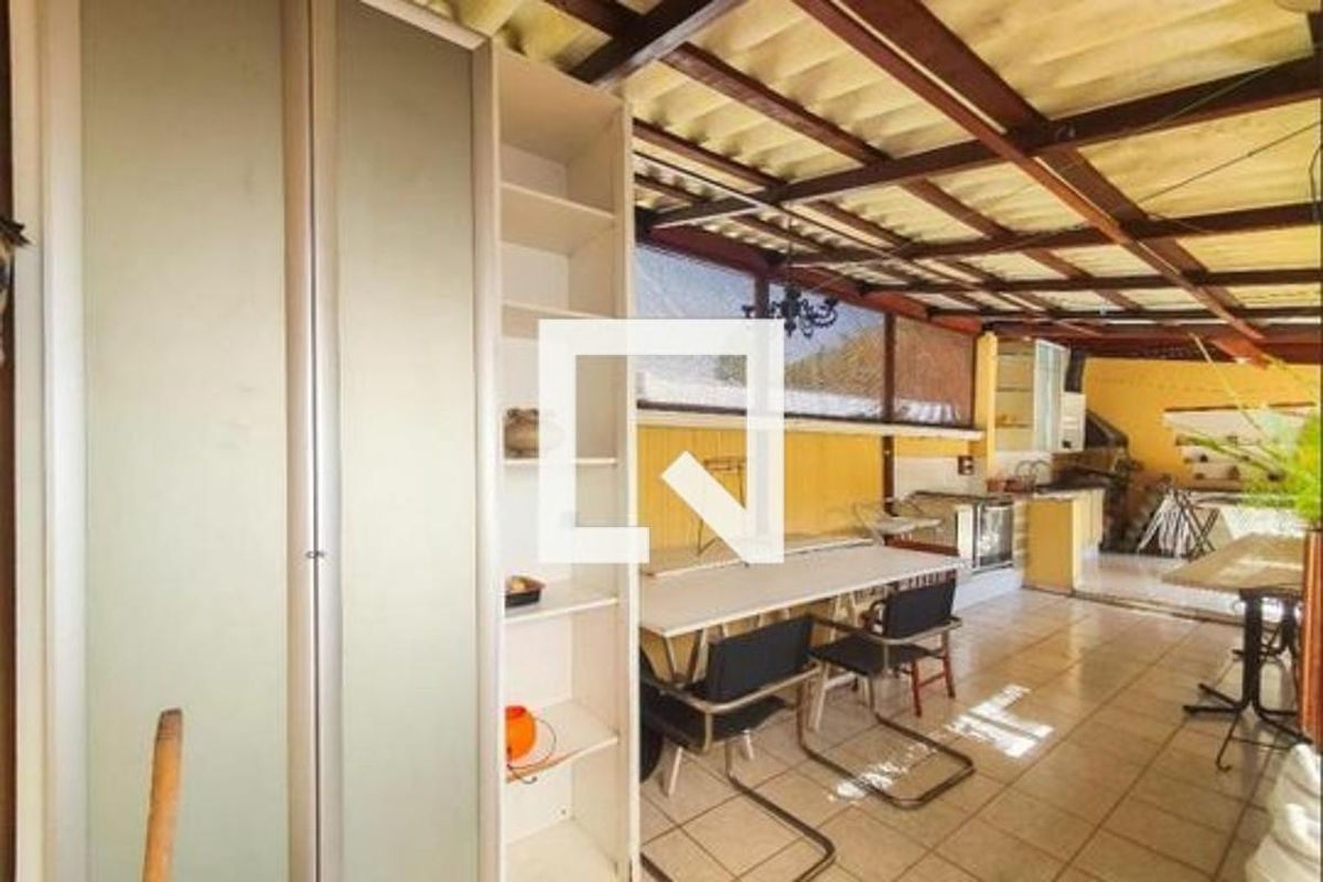 Casa, 3 quartos, 250 m² - Foto 78