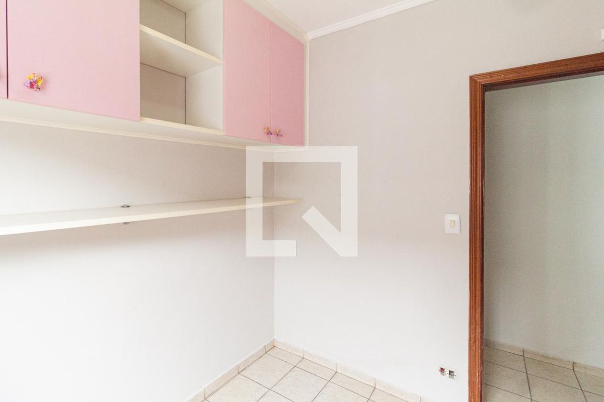 Casa, 3 quartos, 217 m² - Foto 21
