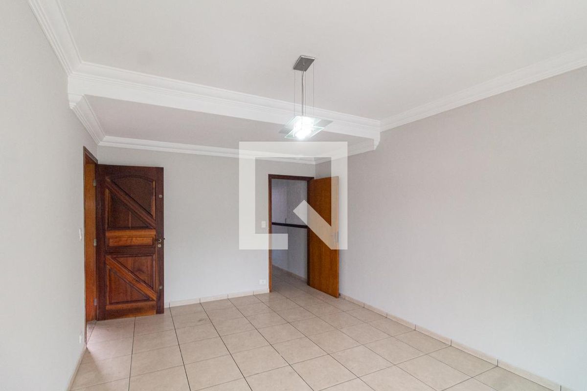 Casa, 3 quartos, 217 m² - Foto 4