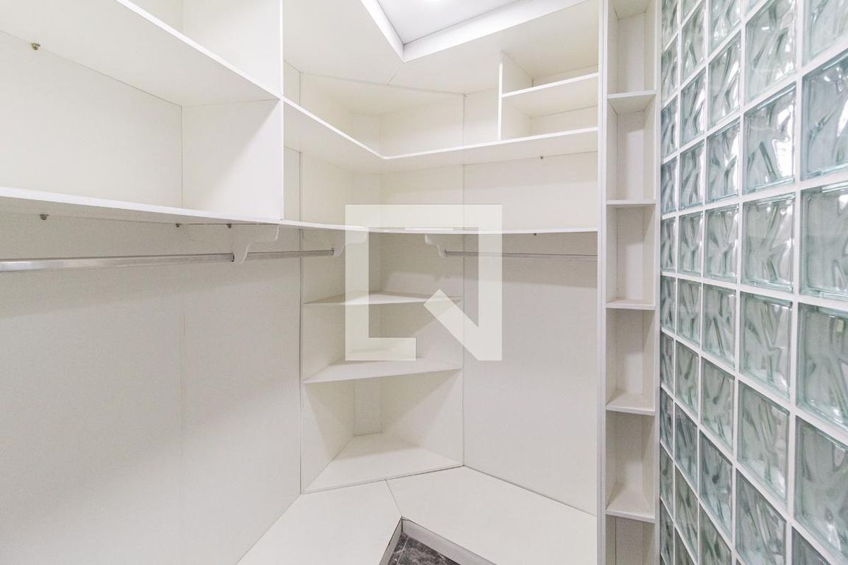 Casa, 3 quartos, 217 m² - Foto 26