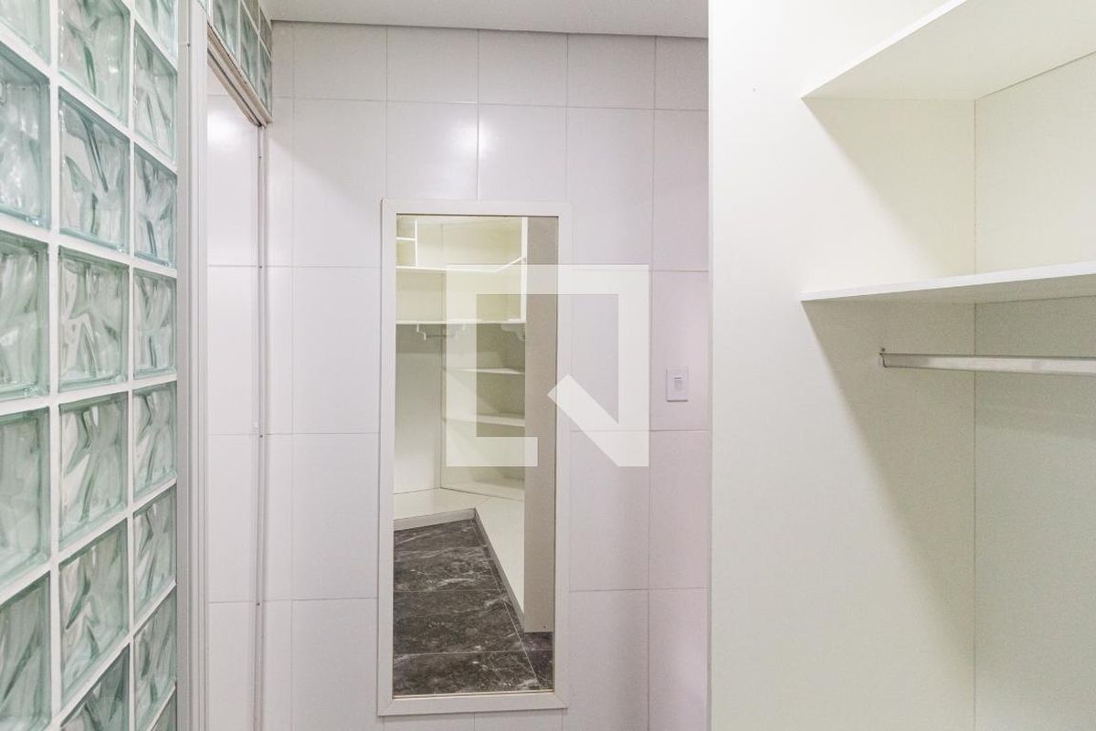 Casa, 3 quartos, 217 m² - Foto 27