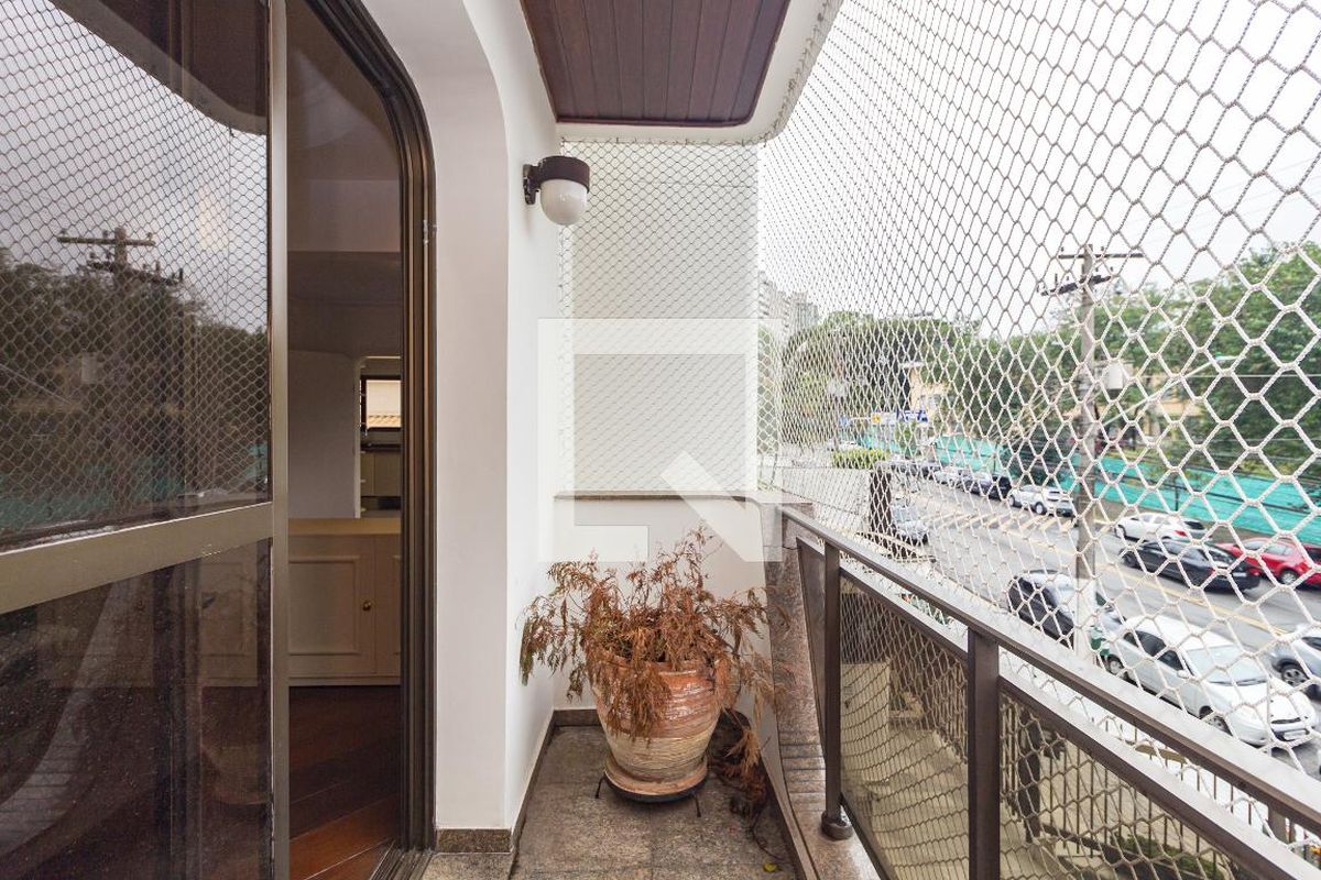 Apartamento, 4 quartos, 253 m² - Foto 14