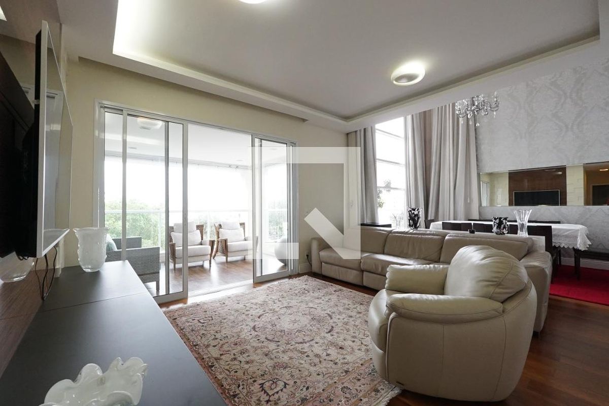 Apartamento, 4 quartos, 226 m² - Foto 1