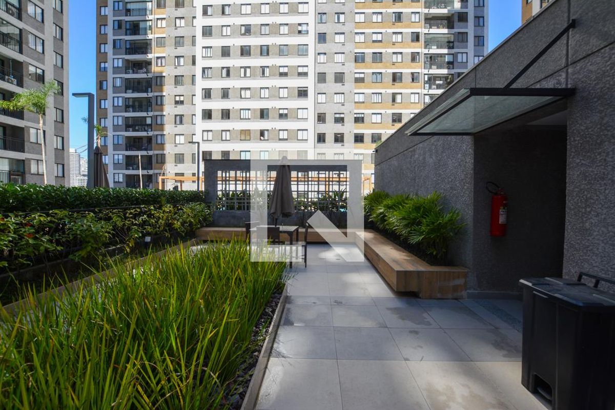 Apartamento, 2 quartos, 34 m² - Foto 44
