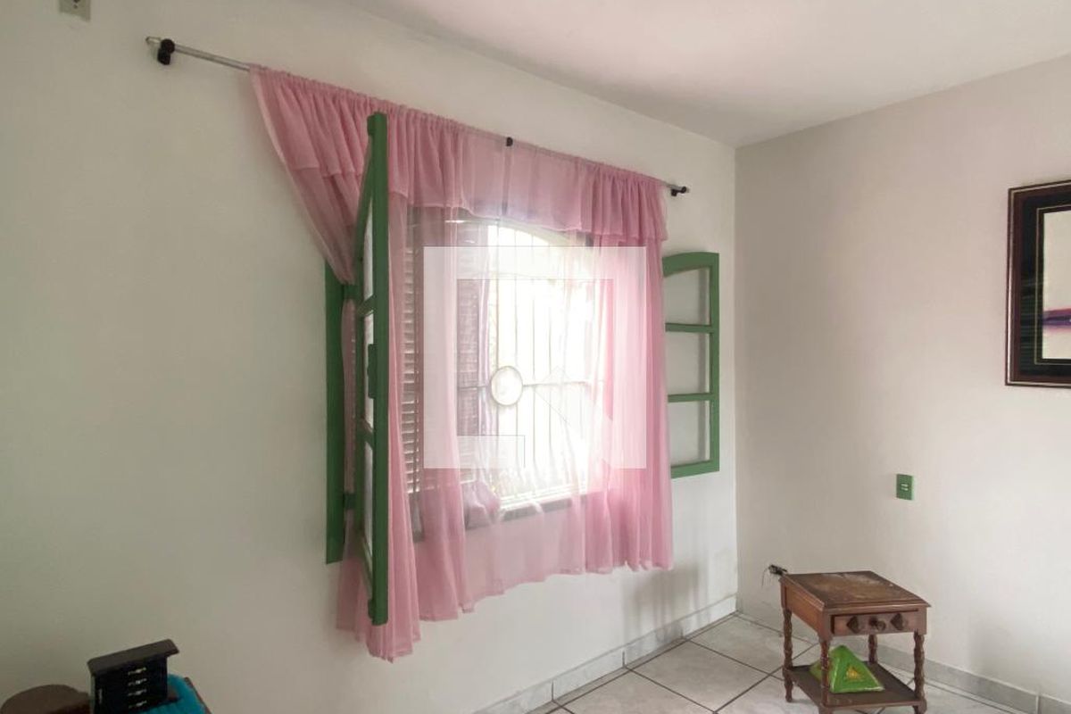 Casa, 3 quartos, 300 m² - Foto 35