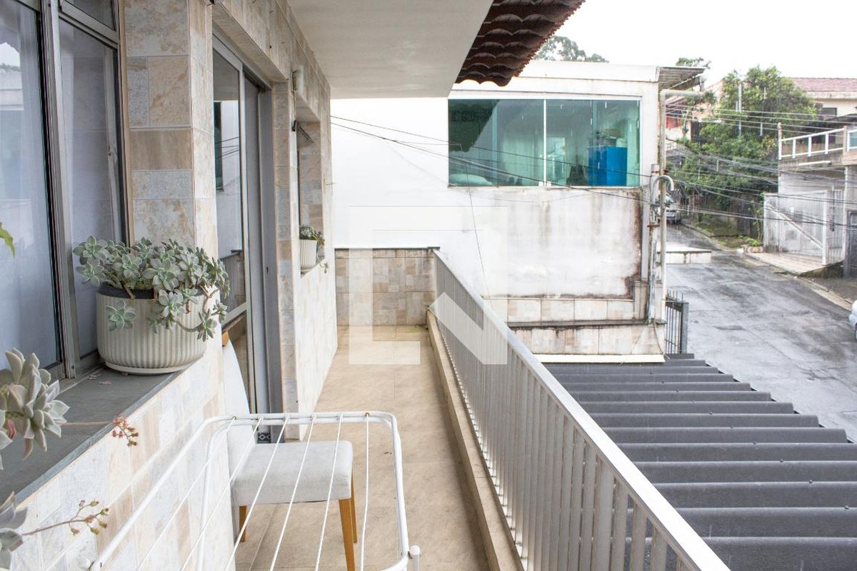 Casa, 4 quartos, 250 m² - Foto 1