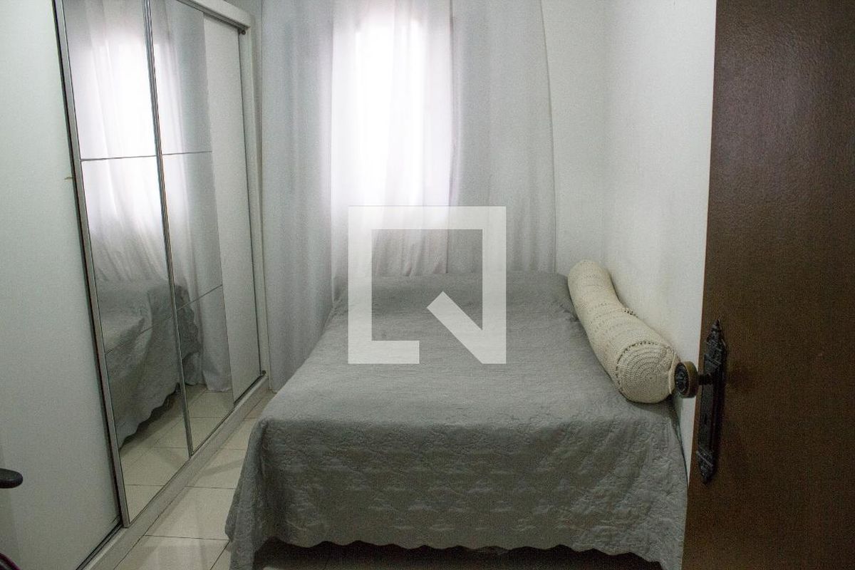 Casa, 4 quartos, 250 m² - Foto 9