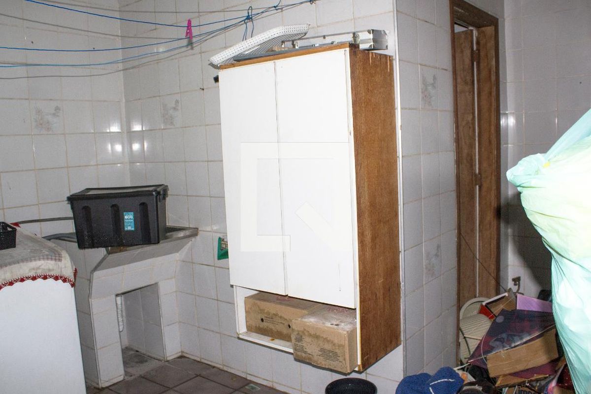 Casa, 4 quartos, 250 m² - Foto 33