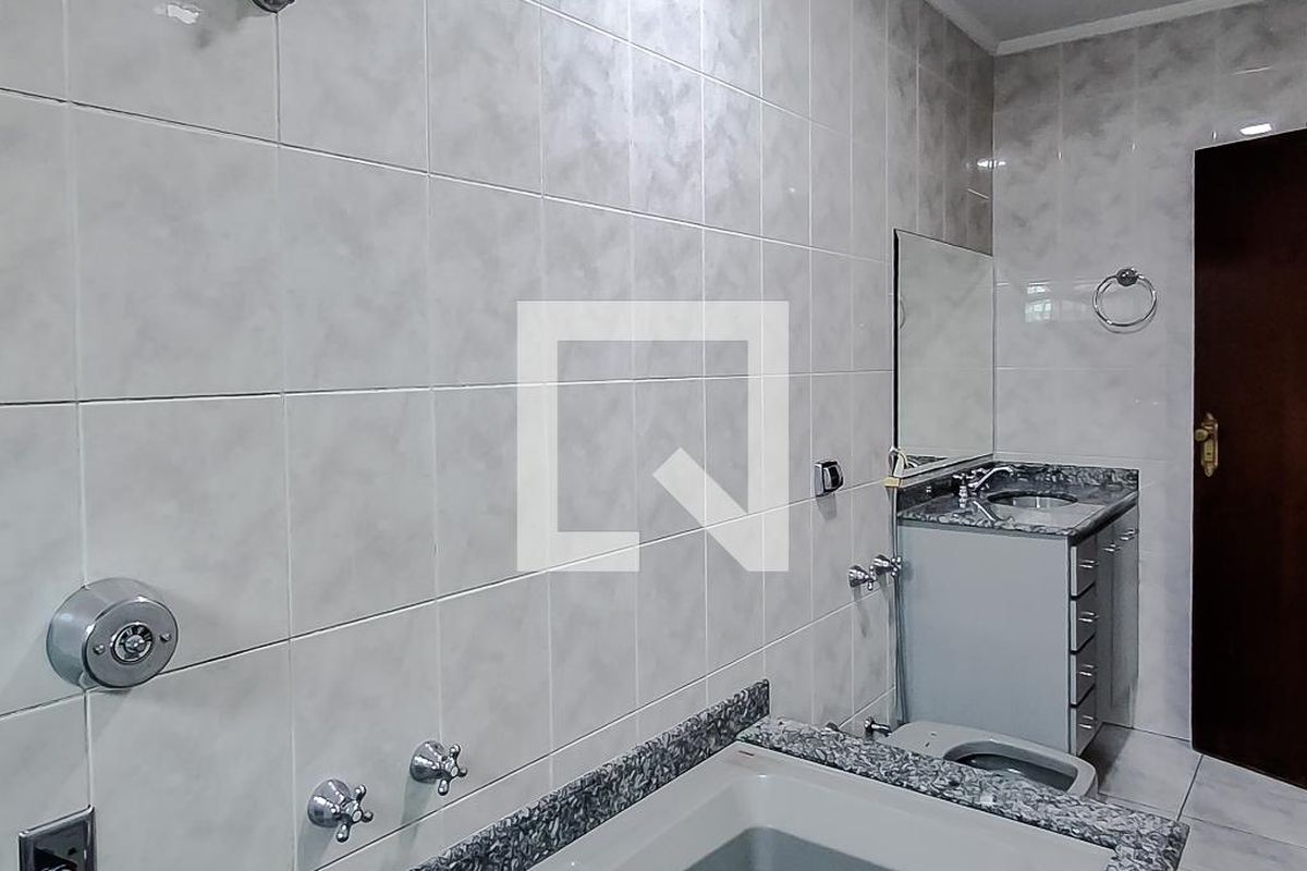 Casa, 4 quartos, 310 m² - Foto 32