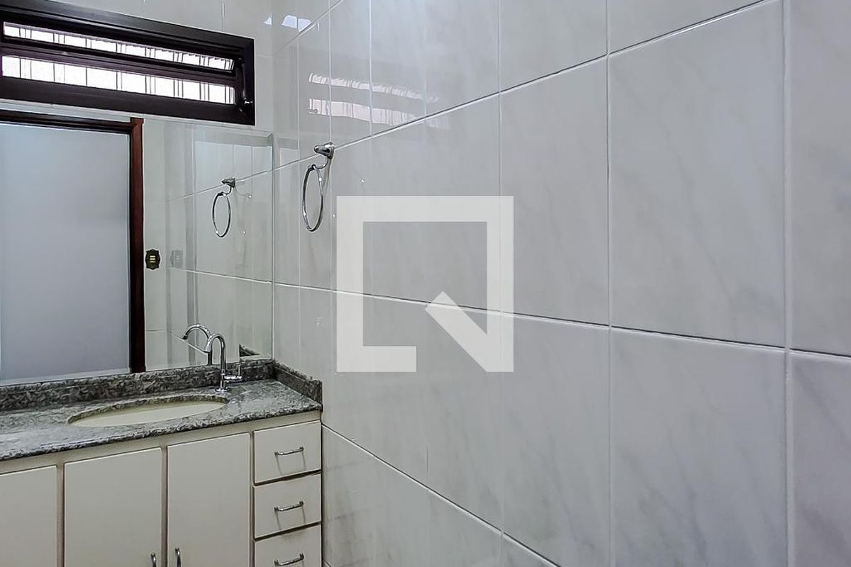 Casa, 4 quartos, 310 m² - Foto 48