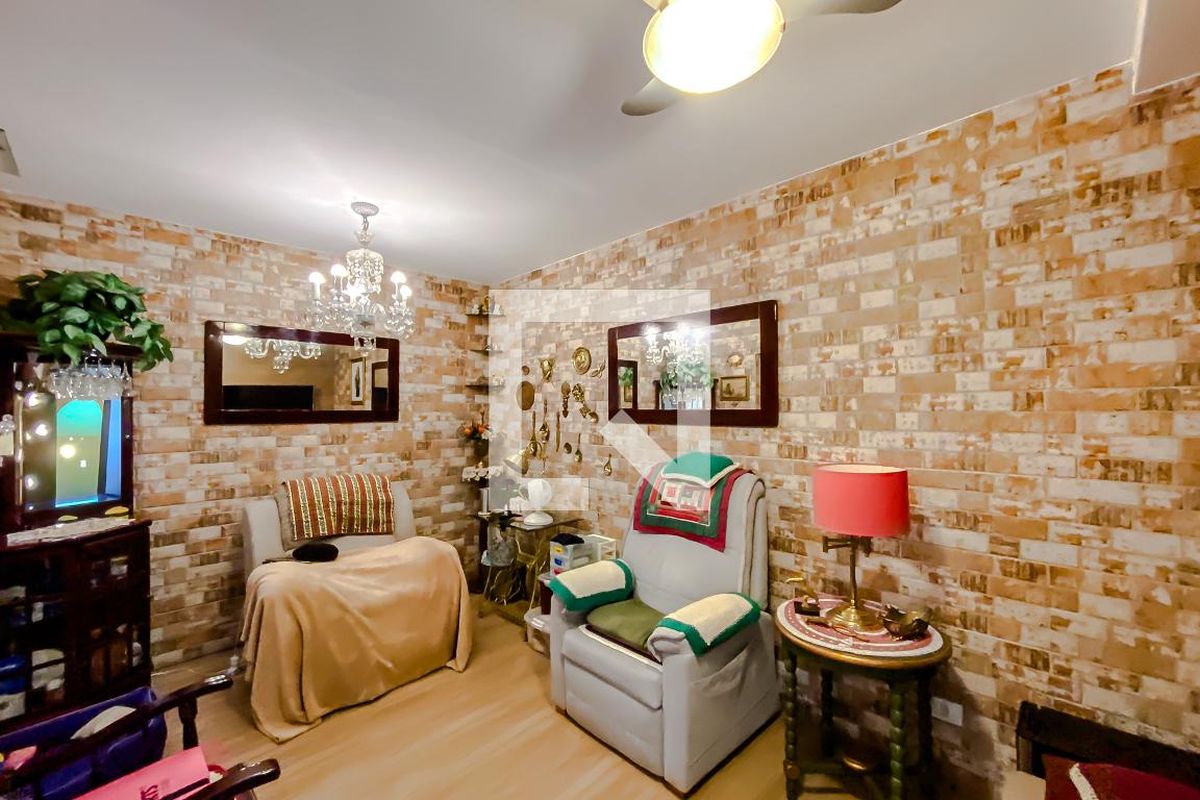 Casa, 5 quartos, 207 m² - Foto 1