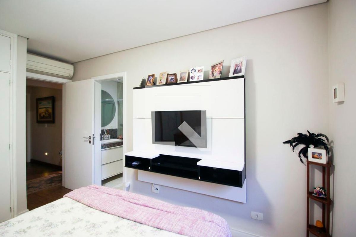 Apartamento, 3 quartos, 216 m² - Foto 47