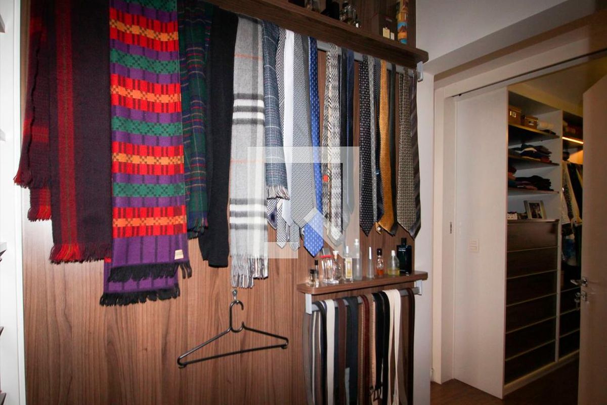 Apartamento, 3 quartos, 216 m² - Foto 31