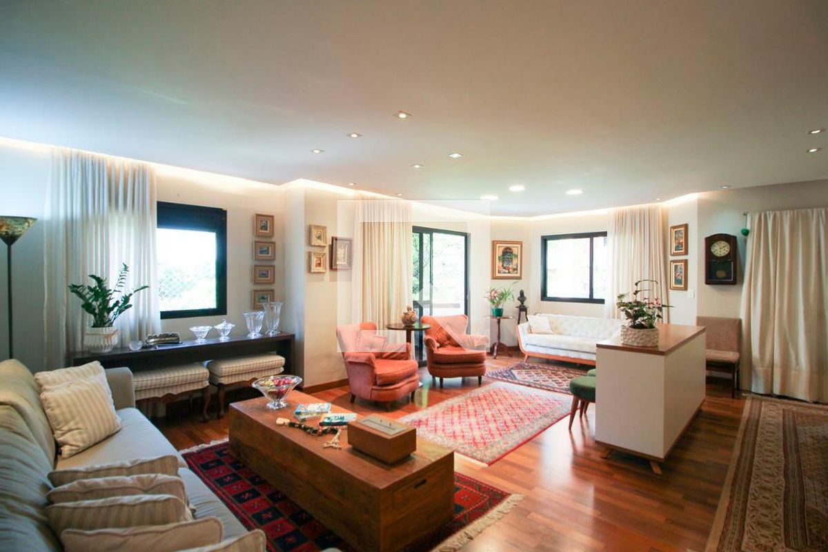 Apartamento, 3 quartos, 216 m² - Foto 3