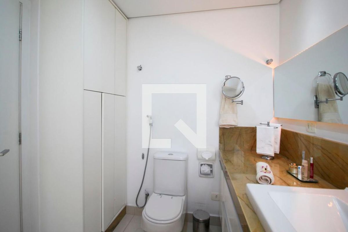 Apartamento, 3 quartos, 216 m² - Foto 38