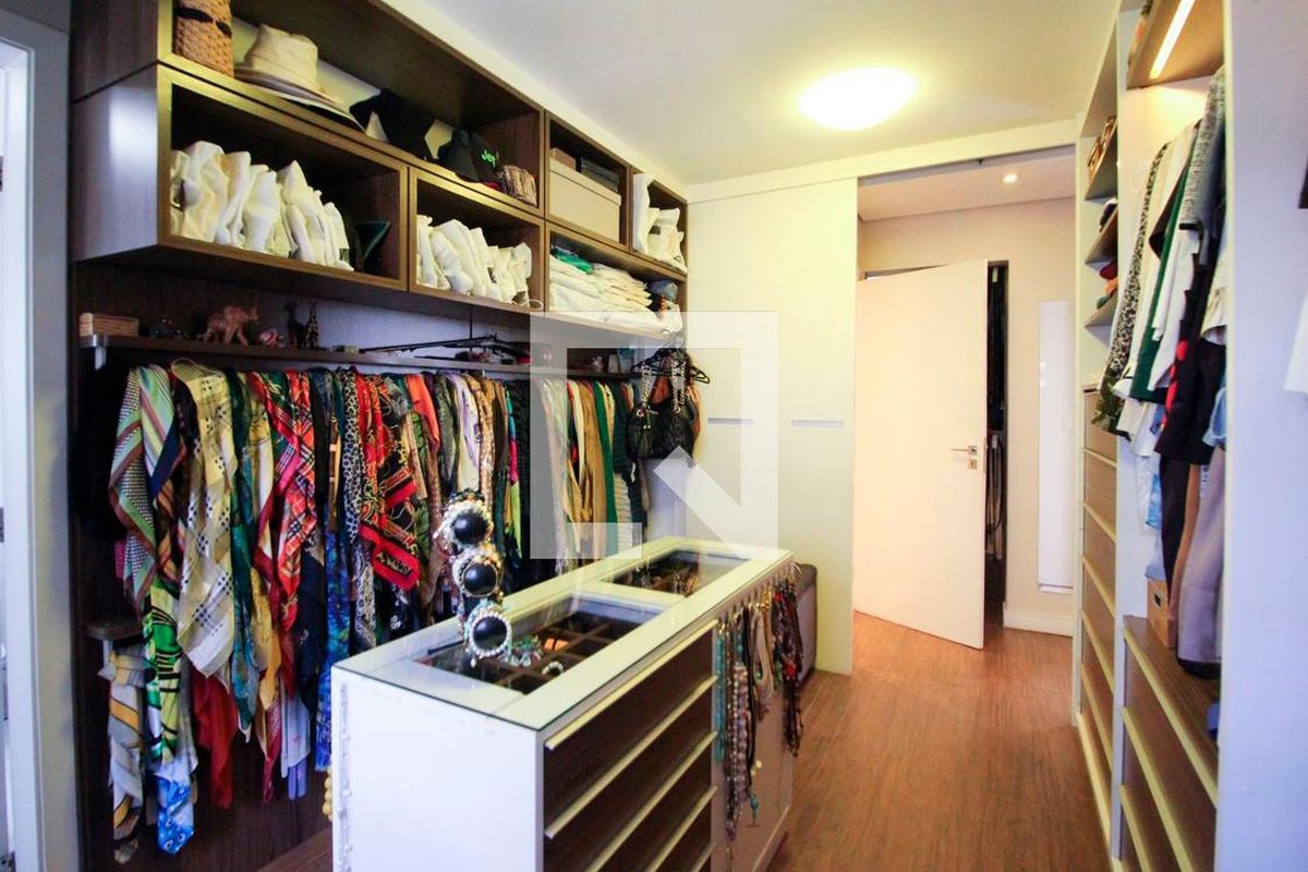 Apartamento, 3 quartos, 216 m² - Foto 26